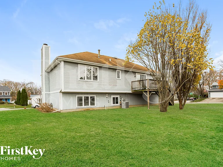 1220 Lehnertz Cir — Photo 15