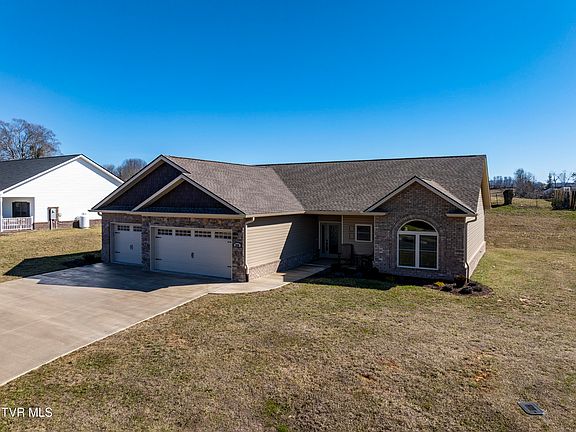 5th image of 200 Addie Marie Dr