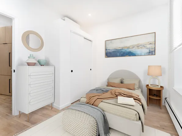 135 West 24th Street image 3 of 17