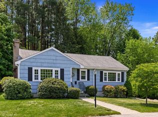 26 Laurel Ln, Reading, MA 01867