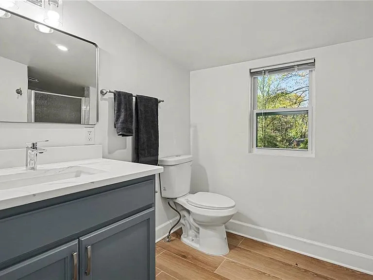 1201 Walker Dr — Photo 22