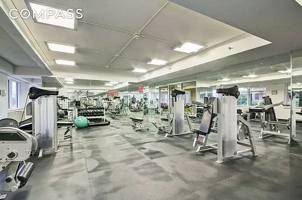 Rented by Compass | media 7