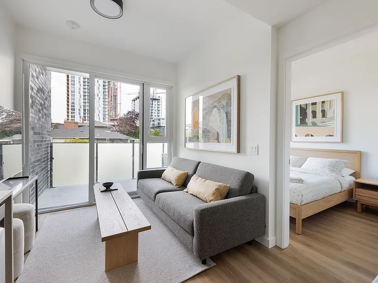 277 W 42nd Ave — Photo 20