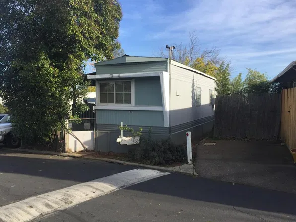 7330 Whitehouse Dr, Anderson, CA 96007