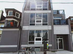 686 Bathurst St, Toronto, ON