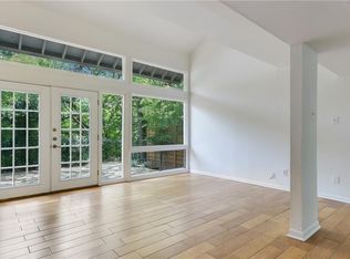 2202 W 9th St #A, Austin, TX 78703