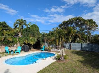 311 SW 2nd Ave, Dania, FL 33004