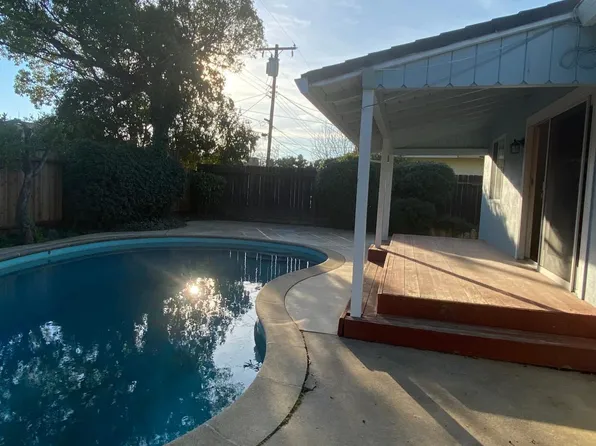 2448 39th Ave, Sacramento, CA 95822