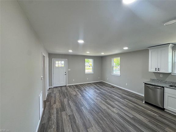 4th image of 655 Ellen Rd