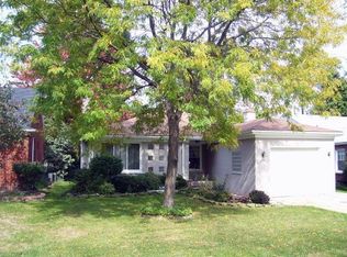 22421 Saint Clair Dr, Saint Clair Shores, MI