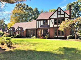 110 Hewitt Dr, Raynham, MA 02767