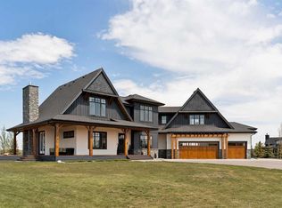 14 Silverhorn Park, Rocky View County, AB T3R0X3