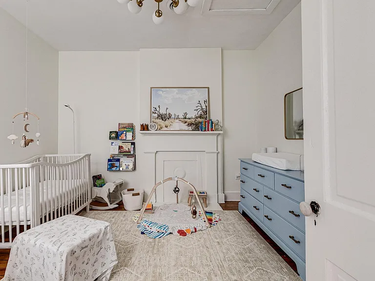 2206 E Marshall St — Photo 19