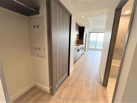 3rd image of 85 McMahon Dr #1110