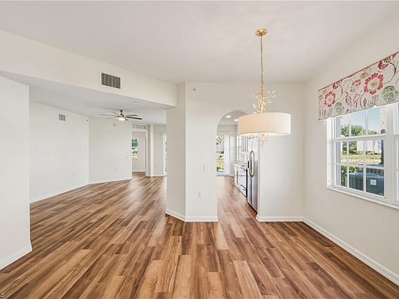 4th image of 3053 Driftwood WAY #3907