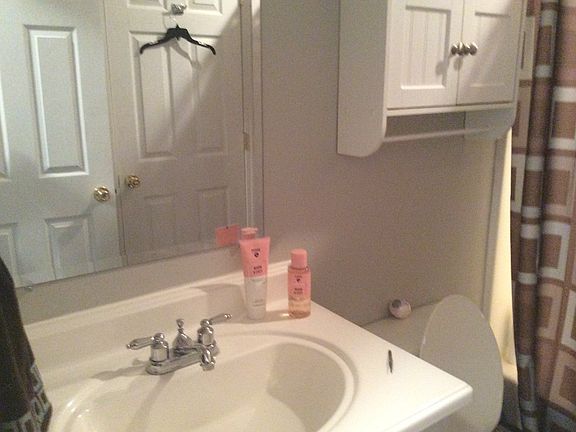 4th image of 2148 Buckingham Sq