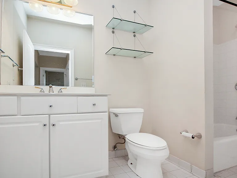 400 N Church St #414-1 — Photo 18