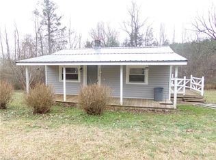 3558 Trinity Church Rd, Seagrove, NC 27341