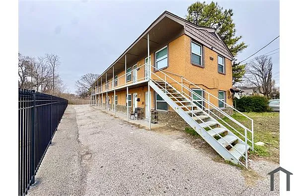 Building Photo - 940 Jw Williams Ln #5