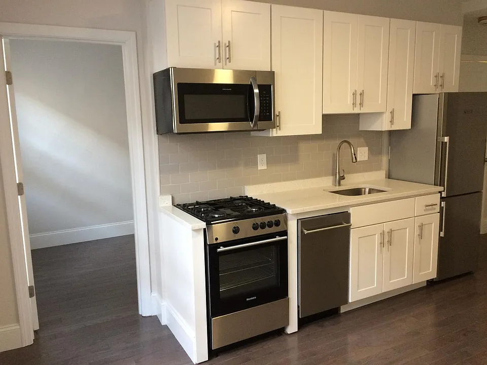 56 Clearway St #4