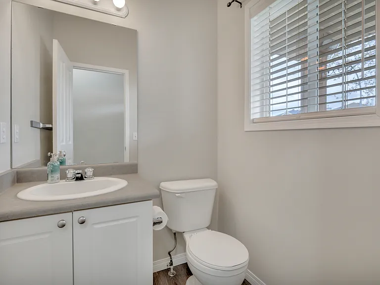 37 Vaughn Ave #37 — Photo 25