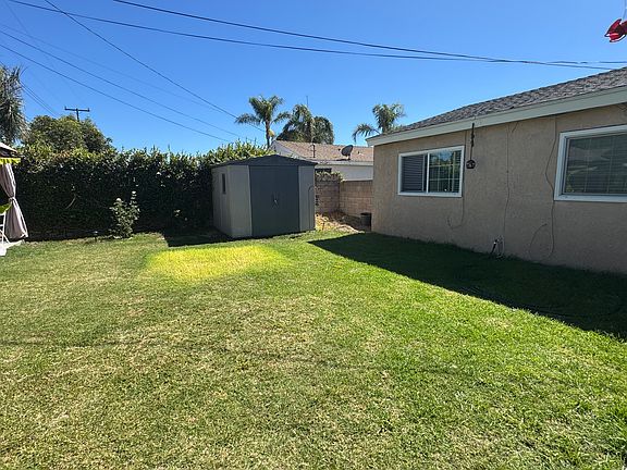 4th image of 10312 Miranda Ave
