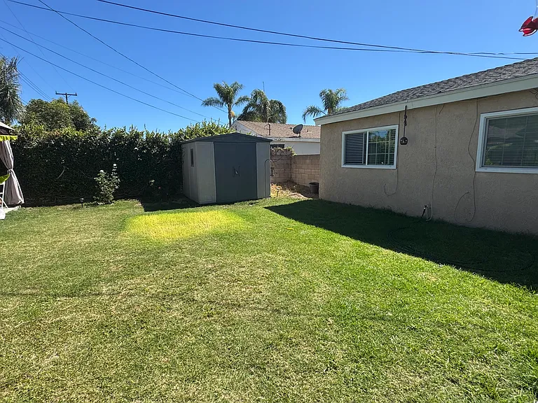 10312 Miranda Ave — Photo 4