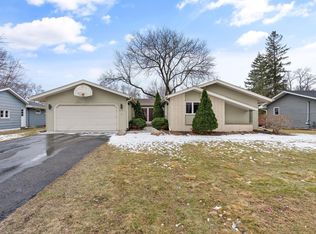 8409 Hopewood Ln N, Minneapolis, MN 55427