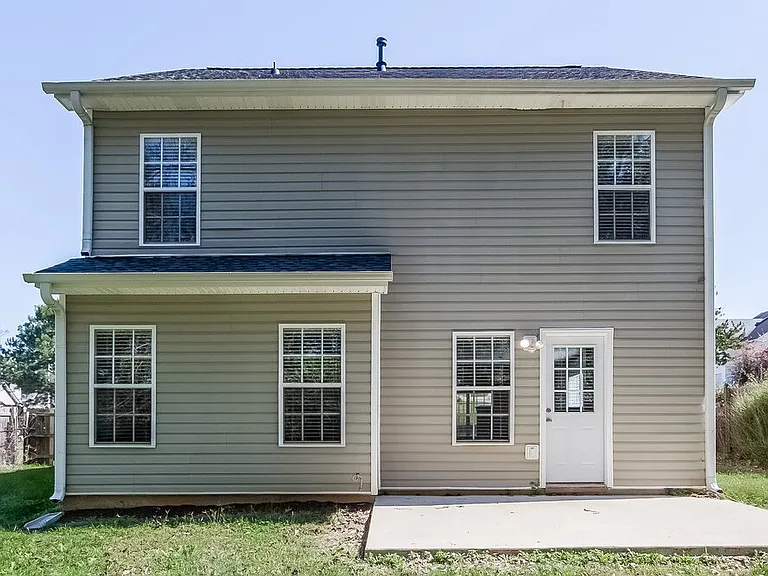 501 Saint Charles Ave — Photo 15