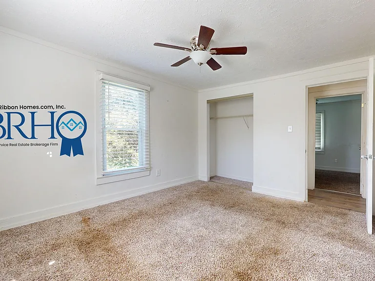 3213 Shields Ave — Photo 16