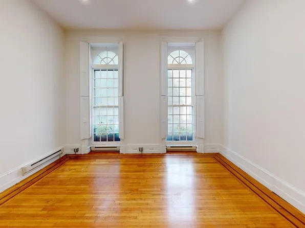 1826 Spruce St APT 1F, Philadelphia, PA 19103