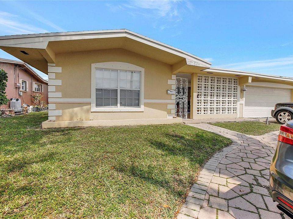 1st image of 6729 Camelia Dr