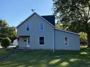 1021 N Cedar St, Lewistown, IL 61542