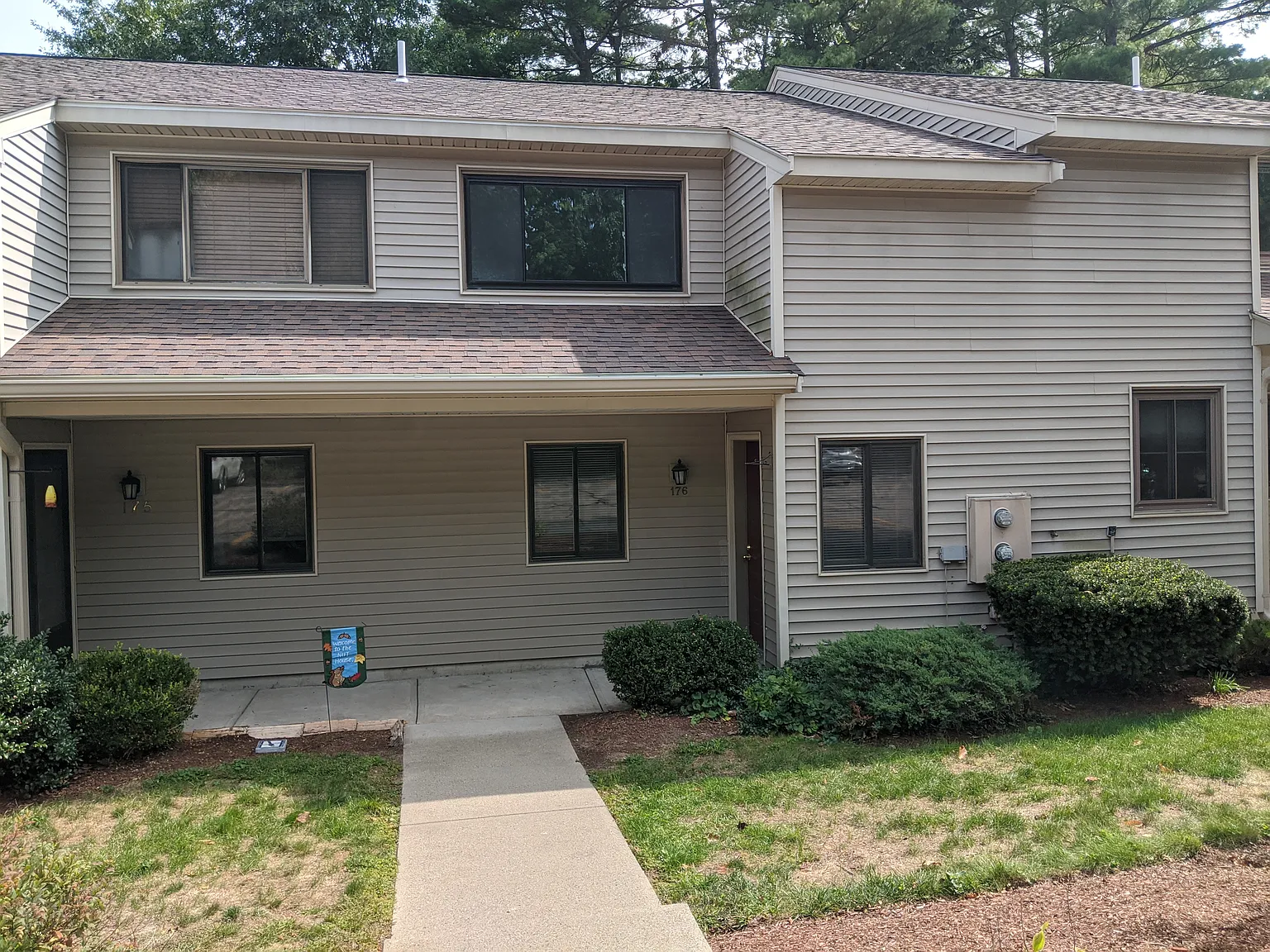 2 bed, 1.5 bath, 1123 sqft, $2,350 — Photo 1