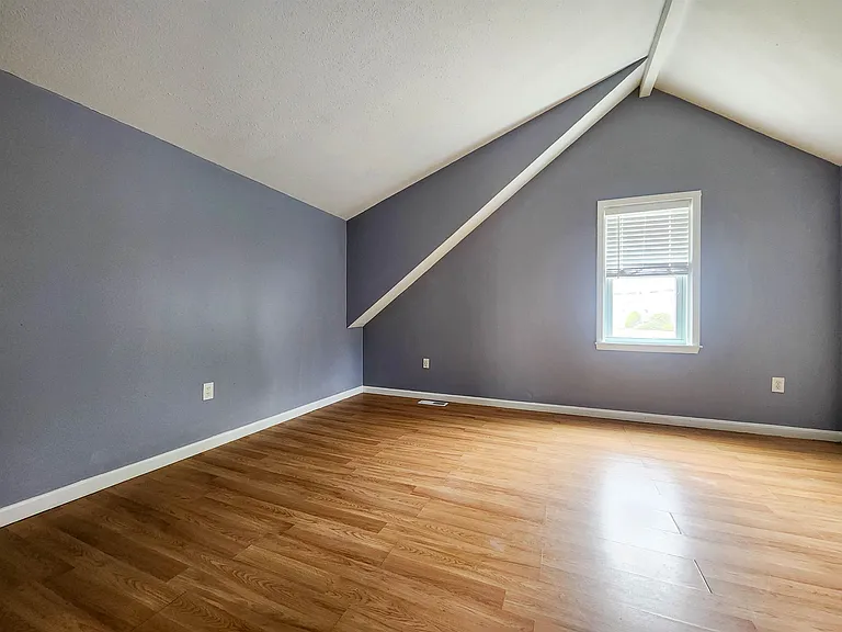 67 Burgundy Dr — Photo 10
