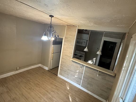 2nd image of 451 5th St APT 1