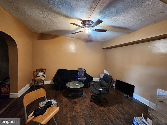 4th image of 4605 Reisterstown Rd