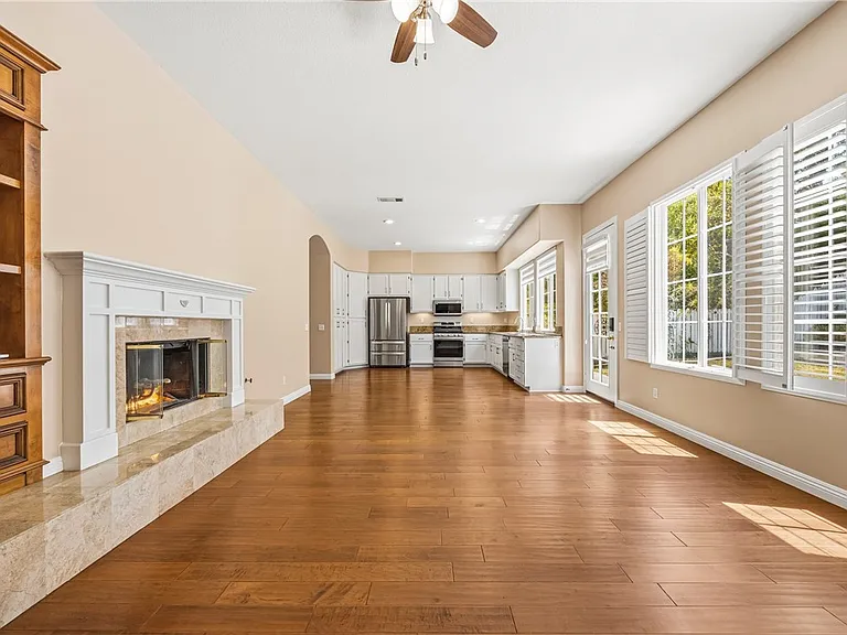 56 Turnbury Ln — Photo 11