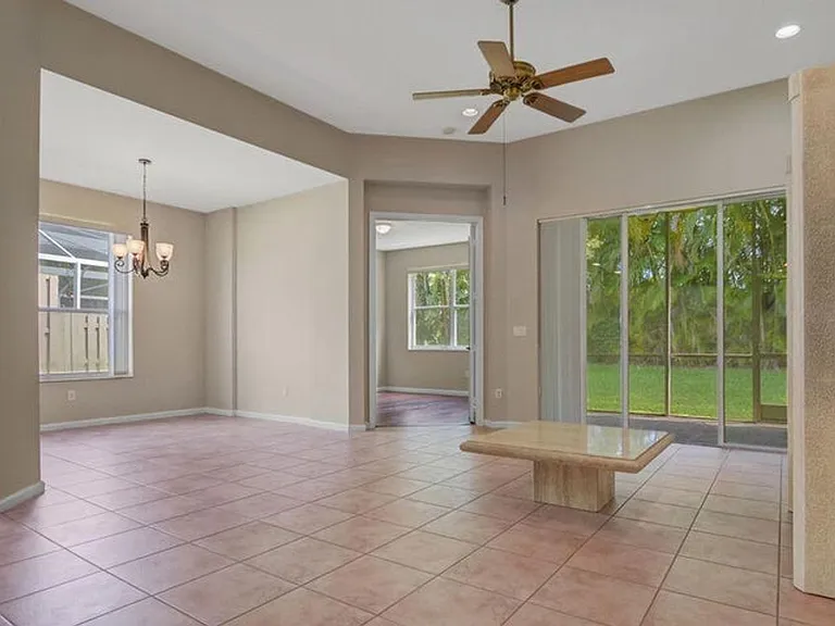 6731 Southport Dr — Photo 3