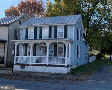 419 Chestnut St, Mount Holly Springs, PA, 17065