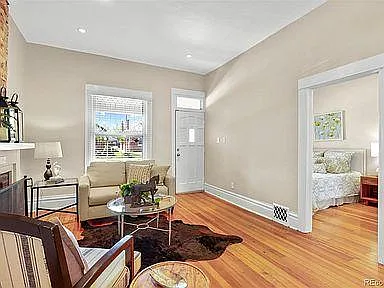1386 Perry St — Photo 26
