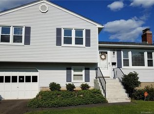 36 Overbrook Dr, East Hartford, CT 06118