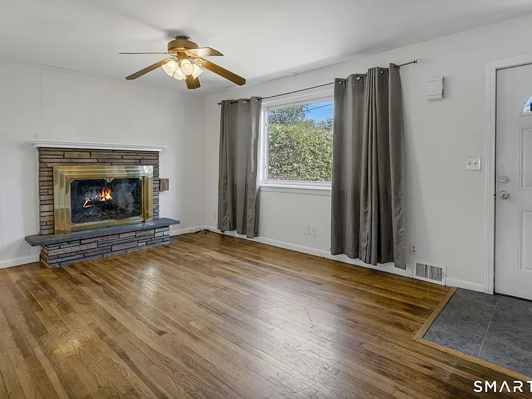 100 Loftus Cir — Photo 5