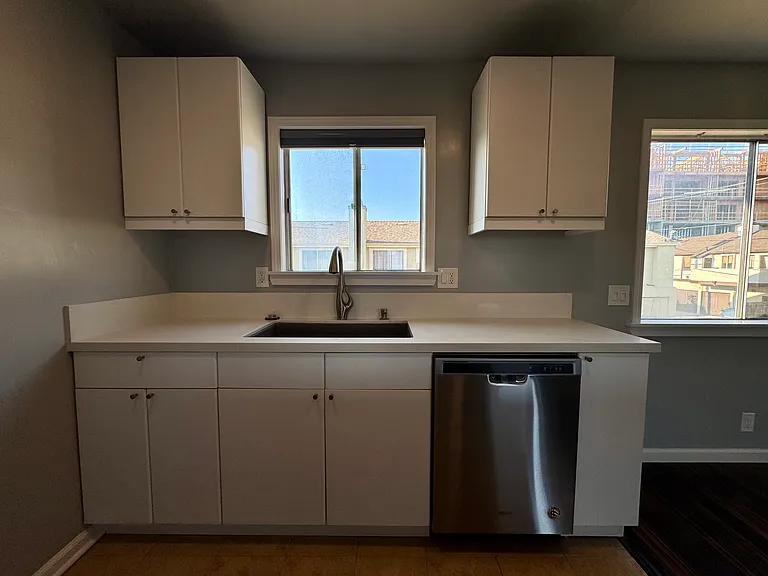 4511 Oregon St #4 — Photo 12