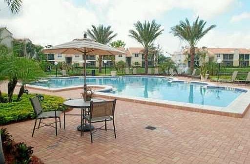 4th image of 1245 SW 46th Ave APT 1216