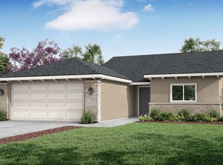 1286 N Red Oak St, Porterville, CA 93257