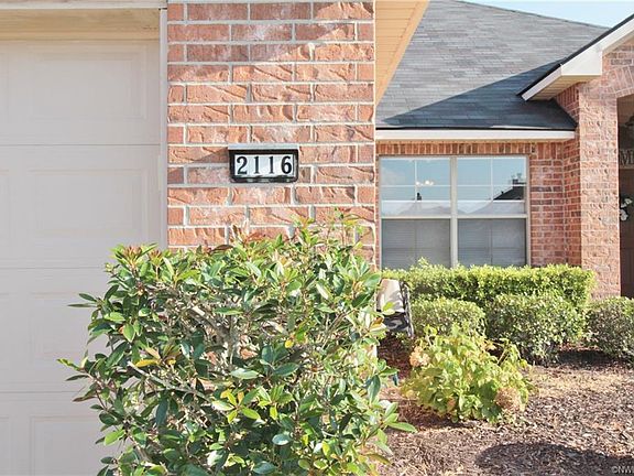3rd image of 2116 Sweet Bay Cir