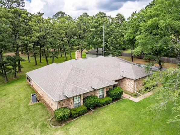 3530 An County Rd #2202, Palestine, TX 75803