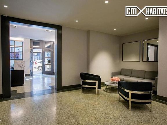 4th image of 1700 York Ave APT 10A