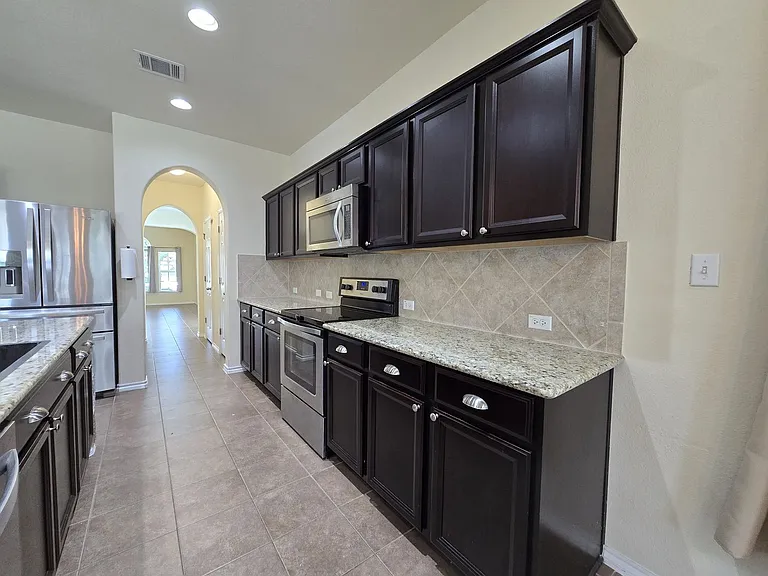 3614 Rusack Dr — Photo 15